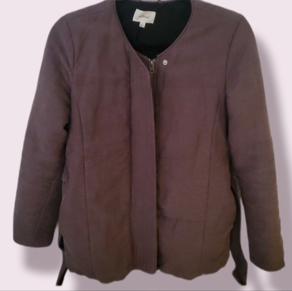 Wilfred Jacket with Belt US 2 - Picture 2 of 6